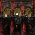 Amphithéâtre romain illuminé