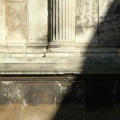 Demi-piliers de la Maison carrée