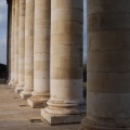 Colonnade de l'ancien théâtre de Nîmes