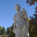 Statue de Flore (2739 visites) Jardin de la Fontaine à Nîmes Statue de Flore