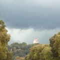 La tour magne et les nuages