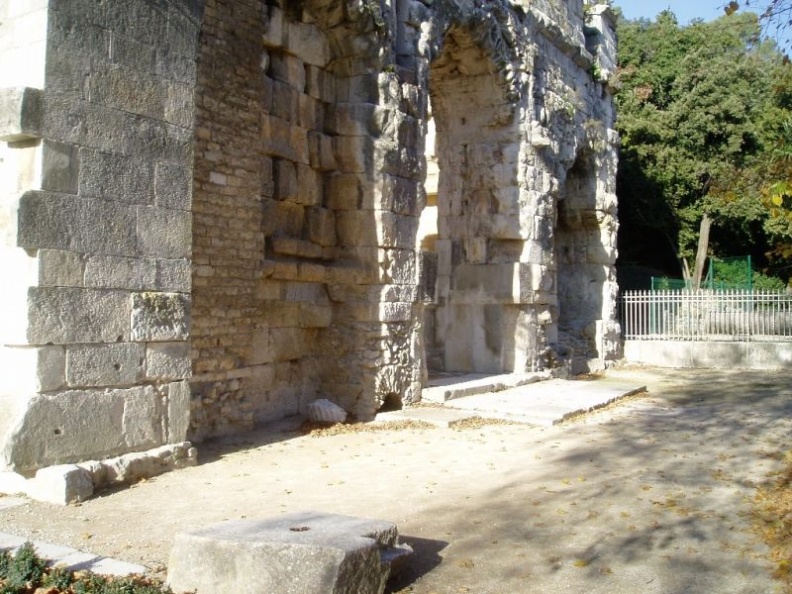2004_12_11_008_temple.jpg