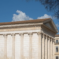 Détails de la façade au soleil